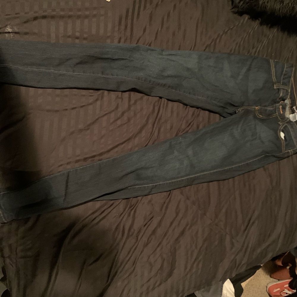Size 5 Fashion Nova jeans worn once